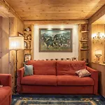 Casa Bucaneve 2, Confortevole A Due Passi Dal Centro * 科尔蒂纳丹佩佐