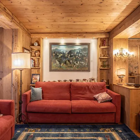 Apartment Casa Bucaneve 2, Confortevole A Due Passi Dal Centro Cortina d'Ampezzo